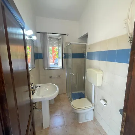 Lilianas Guest house *